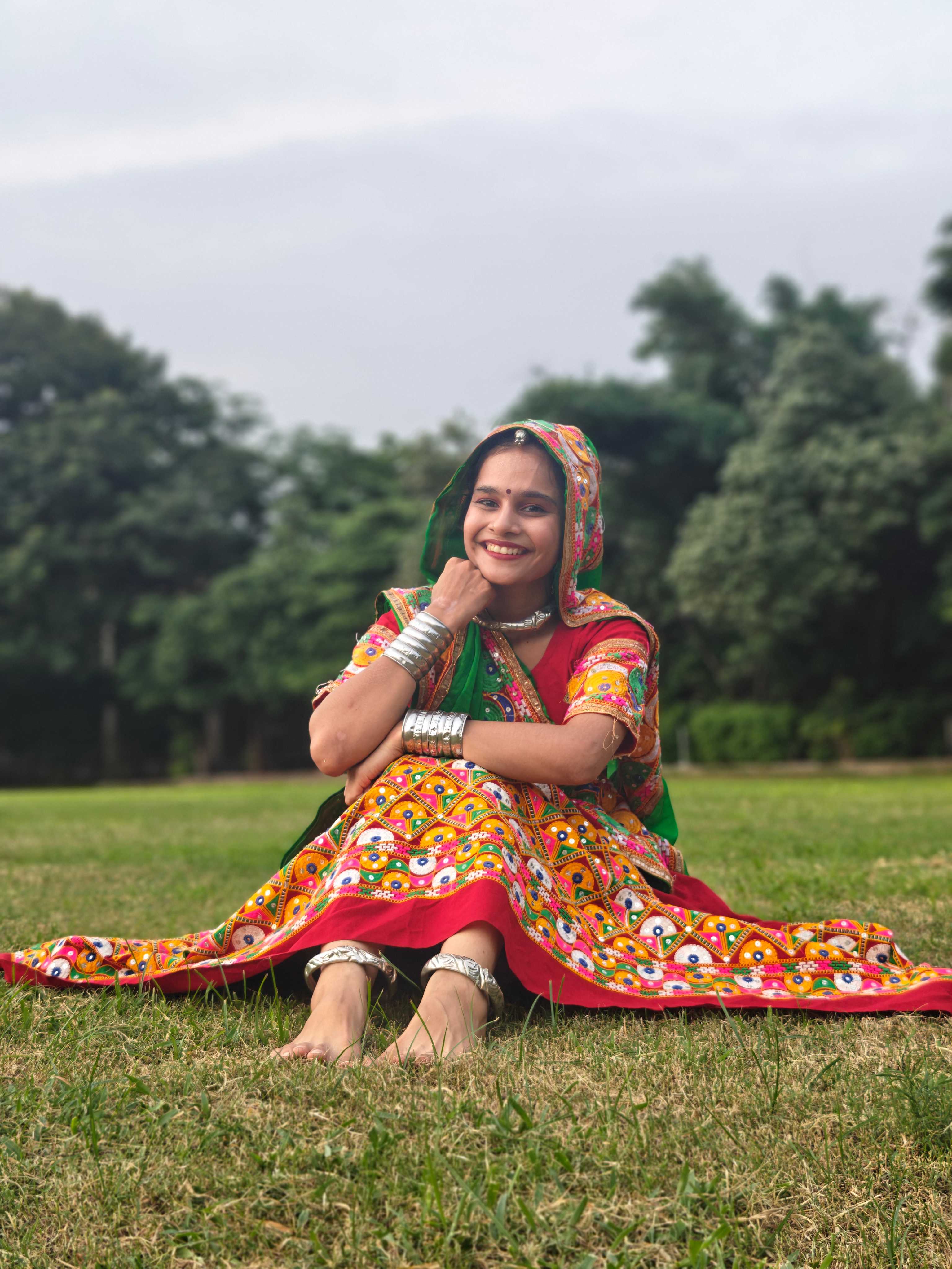 Shruti Prajapati professional portrait - award-winning choreographer in traditional attire for wedding and Garba dance